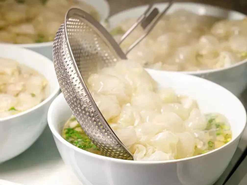 金鸡石